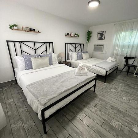 2Q Beds Studio Apt With Shared Pool 01 クリアウォーター エクステリア 写真