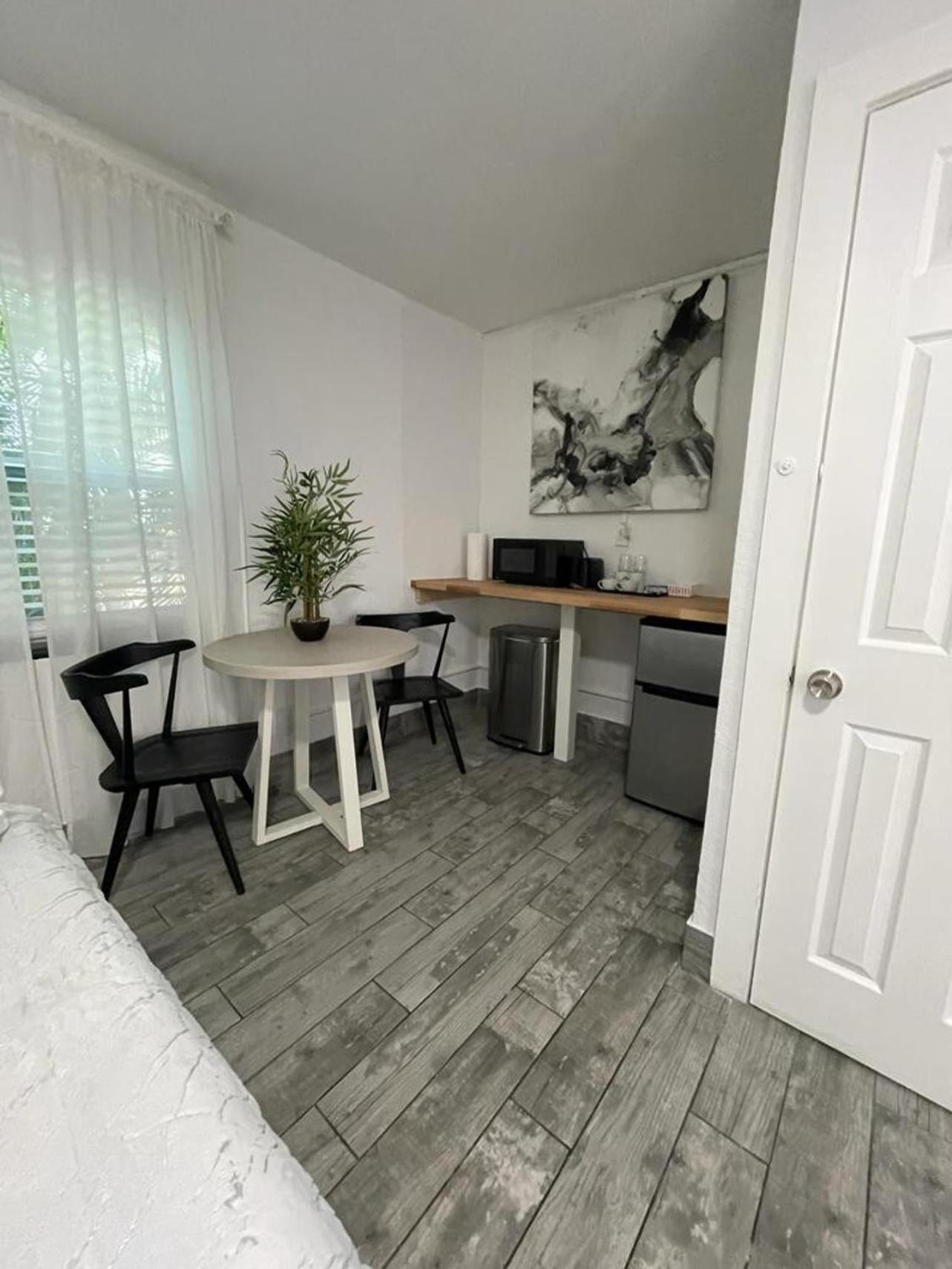 2Q Beds Studio Apt With Shared Pool 01 クリアウォーター エクステリア 写真